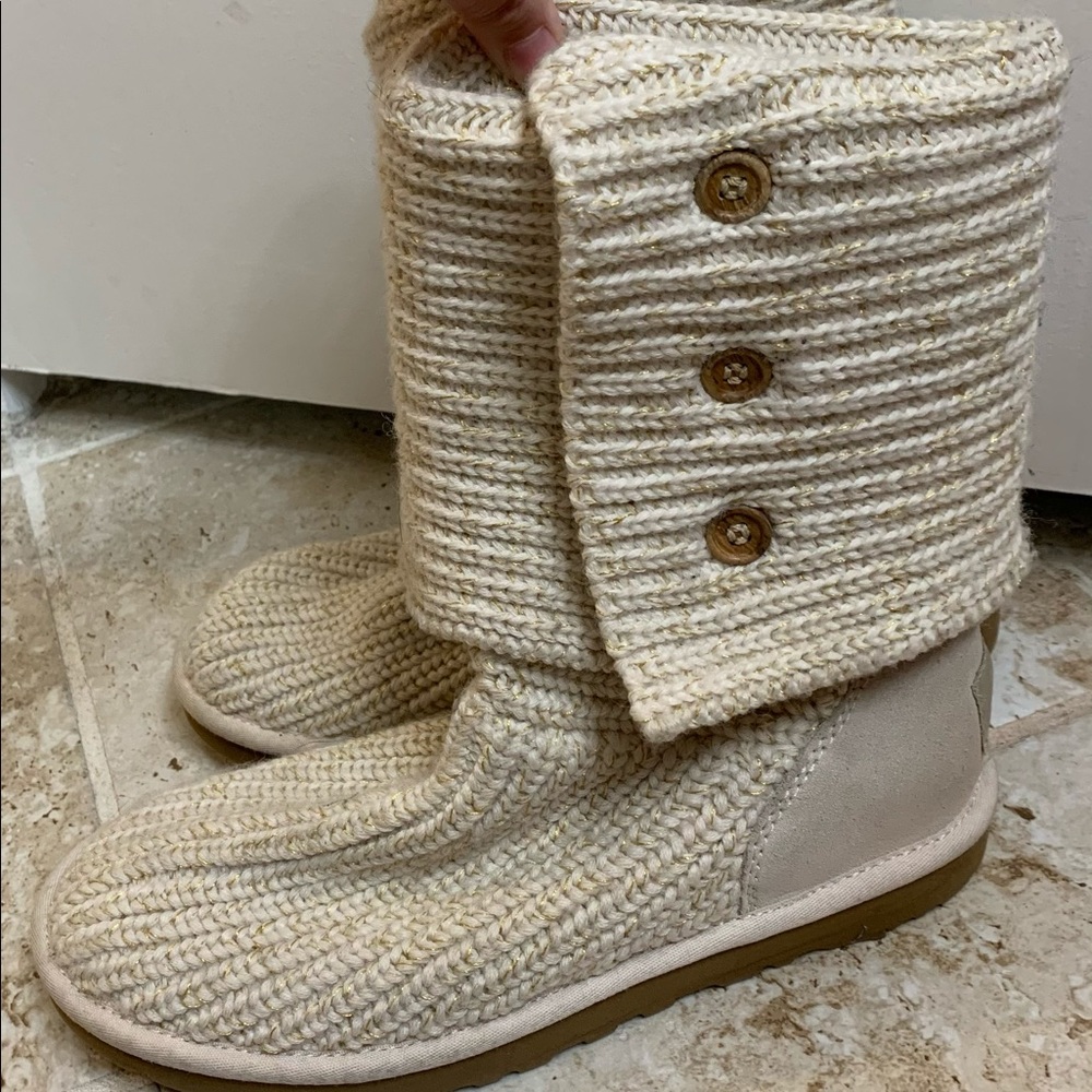 Ugg Classic Cardy boots cream & gold size 8